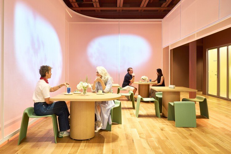 Tarq Studio: Kolombiya'da Pazarı Sosyal Merkez Yapan Tasarım