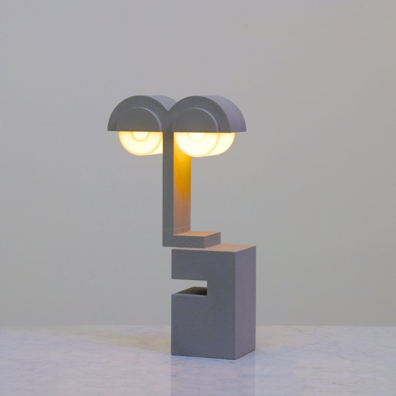 Regula Tschumi: Gana'da Cenaze Kültürü Görsel Bir Dil Olarak