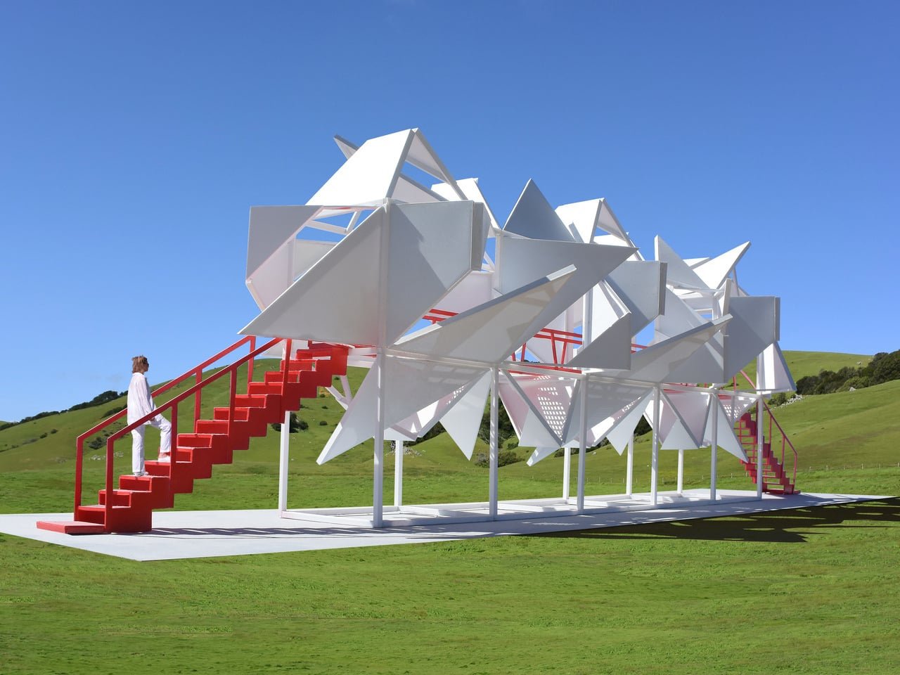 Yıkımın Eşiğindeki Miras: Romanya'nın Anıt Ambulansı Nasıl Kurtarıyor?