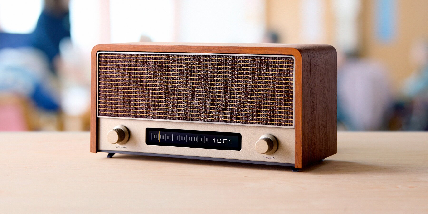 AI Radyo Zaman Makinesi: Geçmişin Sesleriyle Bilişsel Bir Uyanış