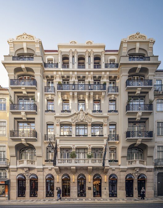 Art Nouveau Diriliyor: Çağdaş Mekanlara Sanat ve Zanaat Dokunuşu