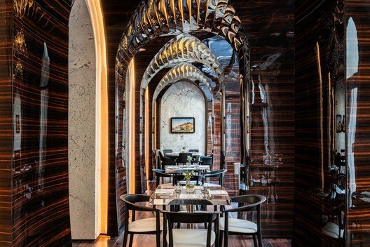 Art Nouveau Diriliyor: Çağdaş Mekanlara Sanat ve Zanaat Dokunuşu
