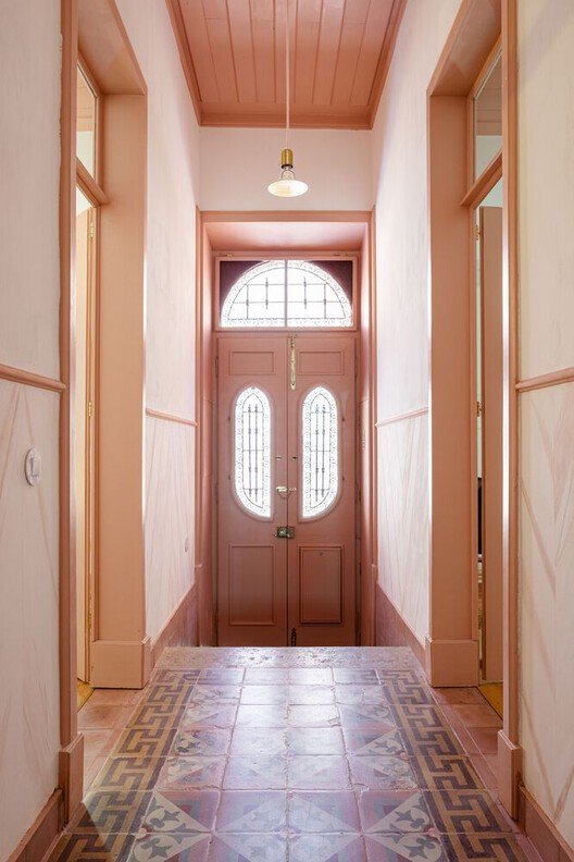 Art Nouveau Diriliyor: Çağdaş Mekanlara Sanat ve Zanaat Dokunuşu