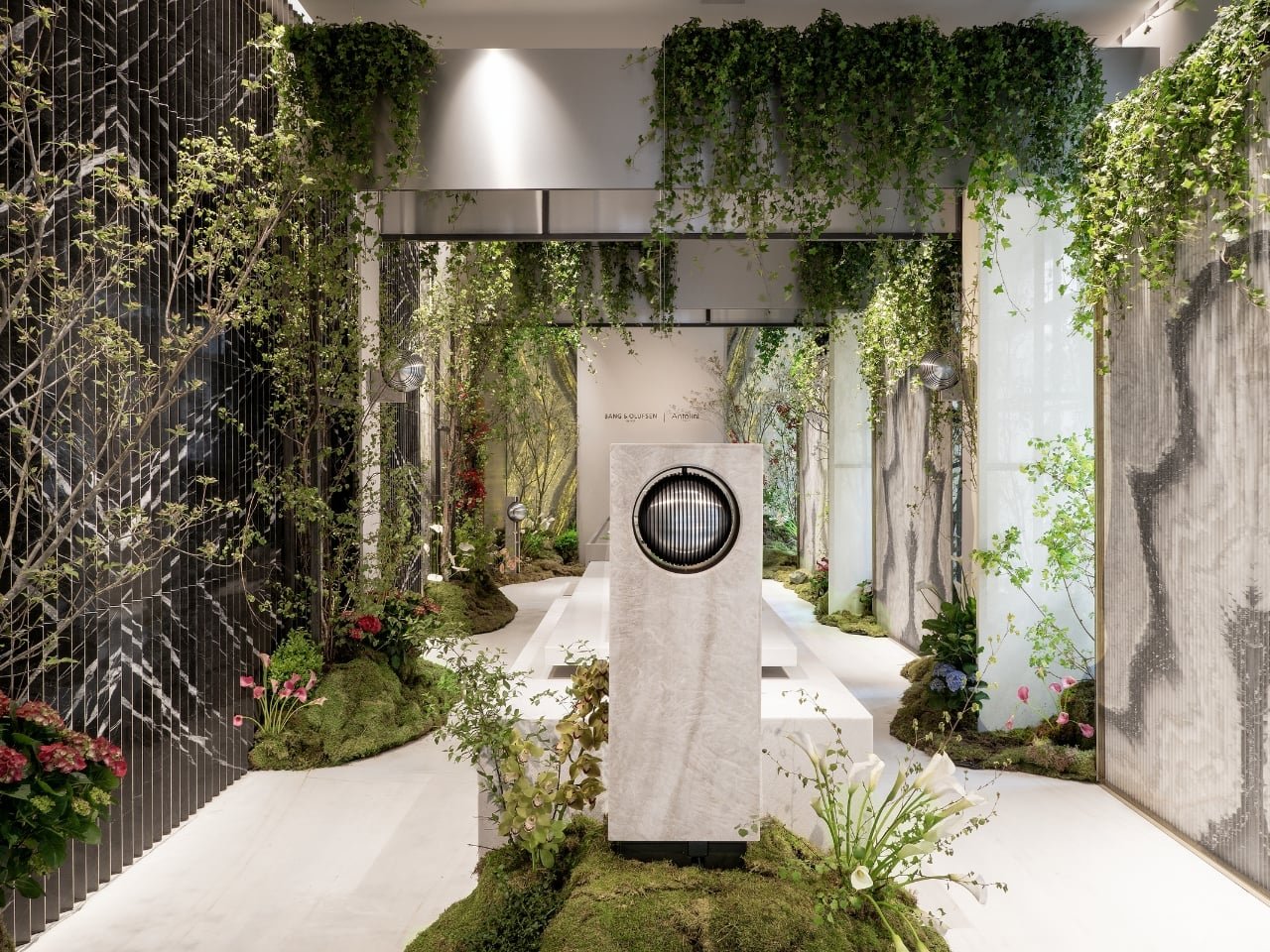 Bang & Olufsen Milano'da: Taşla Dans Eden Sesin Mimarisi
