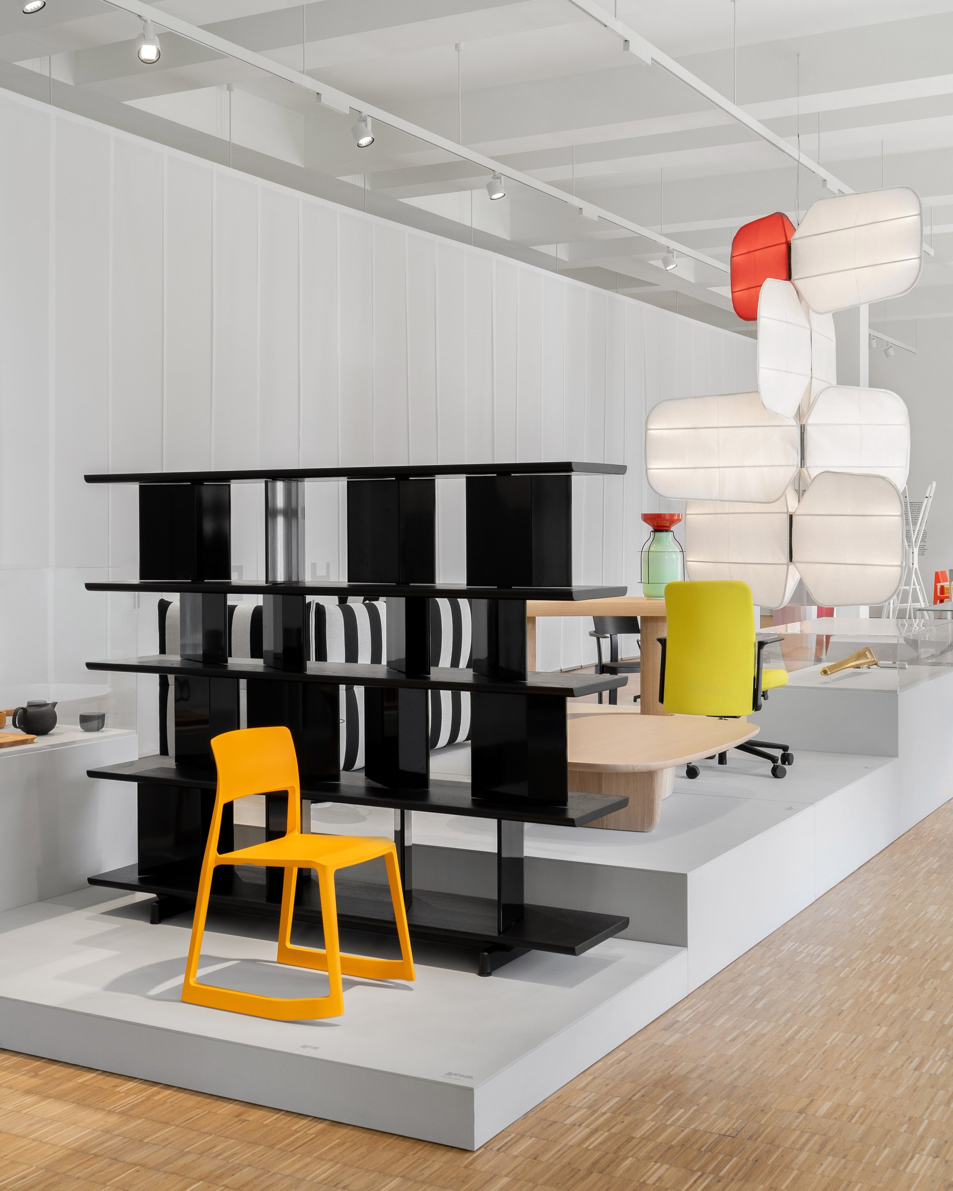 Barber ve Osgerby: Milano Triennale'de 30 Yıllık Tasarım Zirvesi