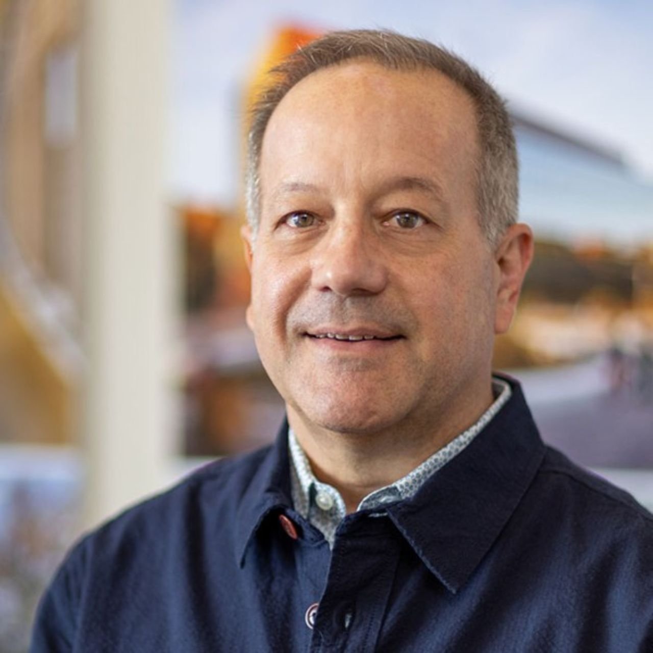 Barry Ginder: Mimarlık ve Sanatın Kesiştiği Derin Hikayeler