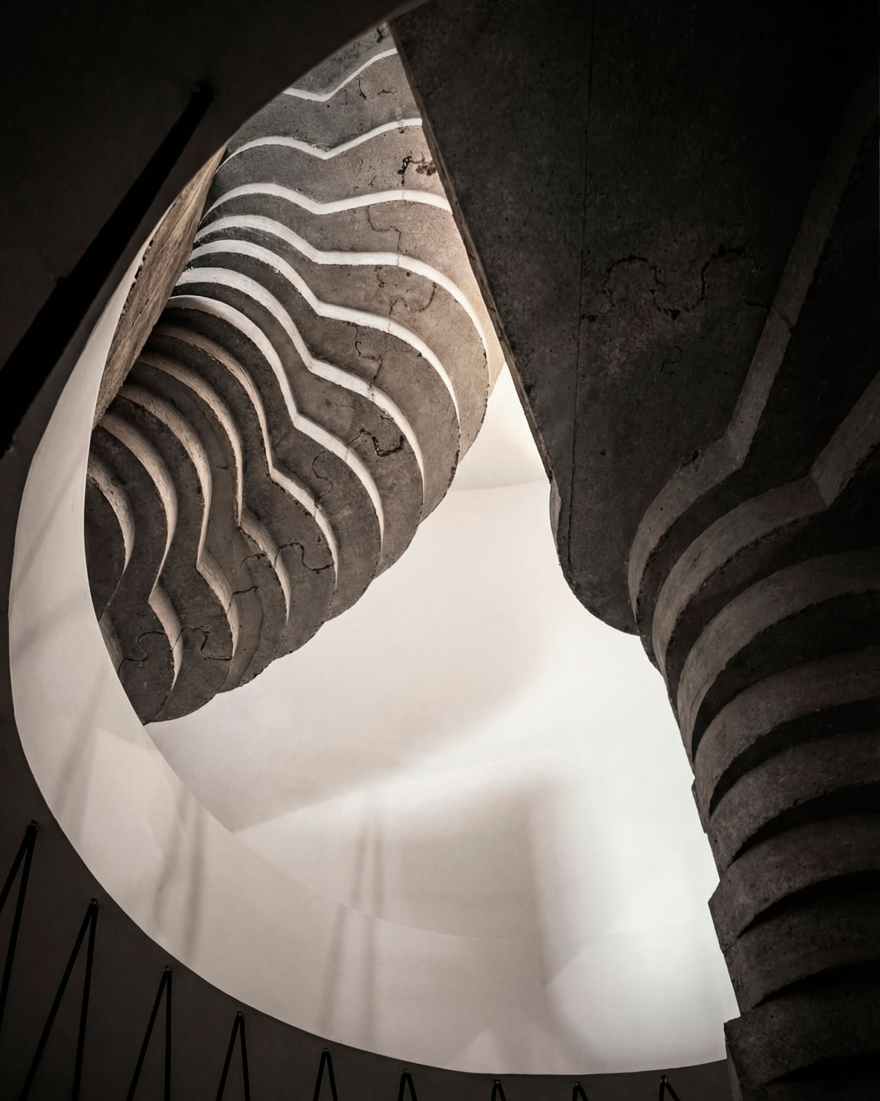 Belçika'da Kumul Dansı: Denizden İlham Alan Beton Sanatı