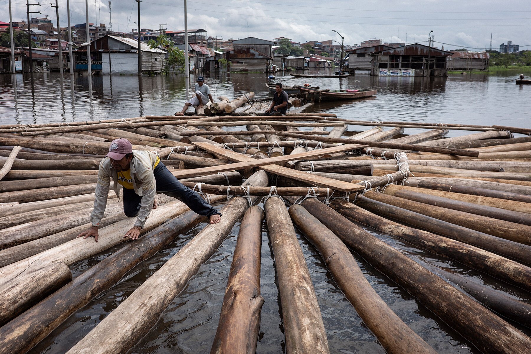 Belén'de Sularla Dans Eden Sanat: Espacio Común'un Yüzen Sahnesi
