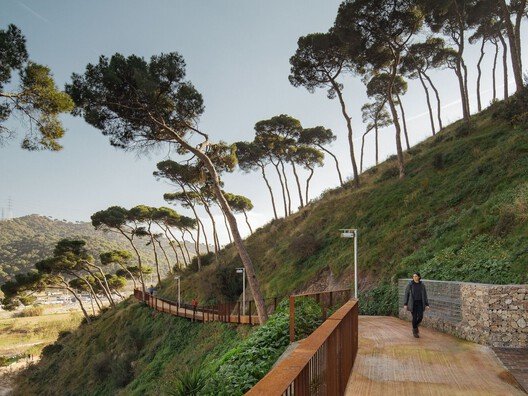 Camino de Santiago: Modern Hıza Karşı Yavaşlığın Mimari Manifestosu