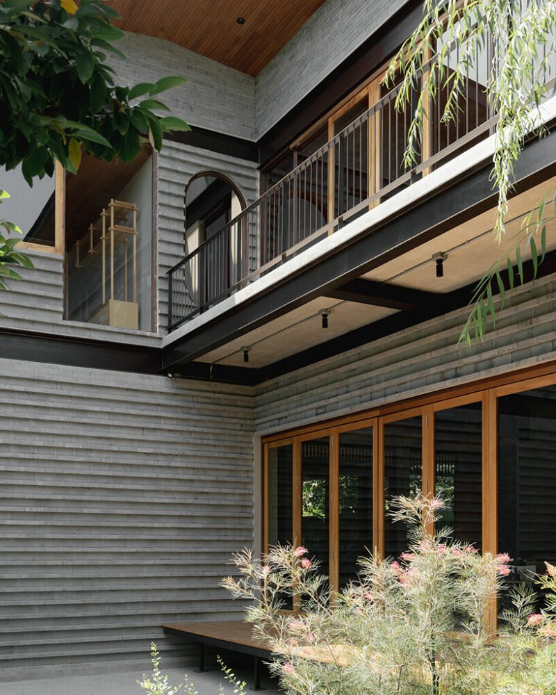 Çin Manzarası ve Modern Tasarımın Buluştuğu Bangkok Evi: H168