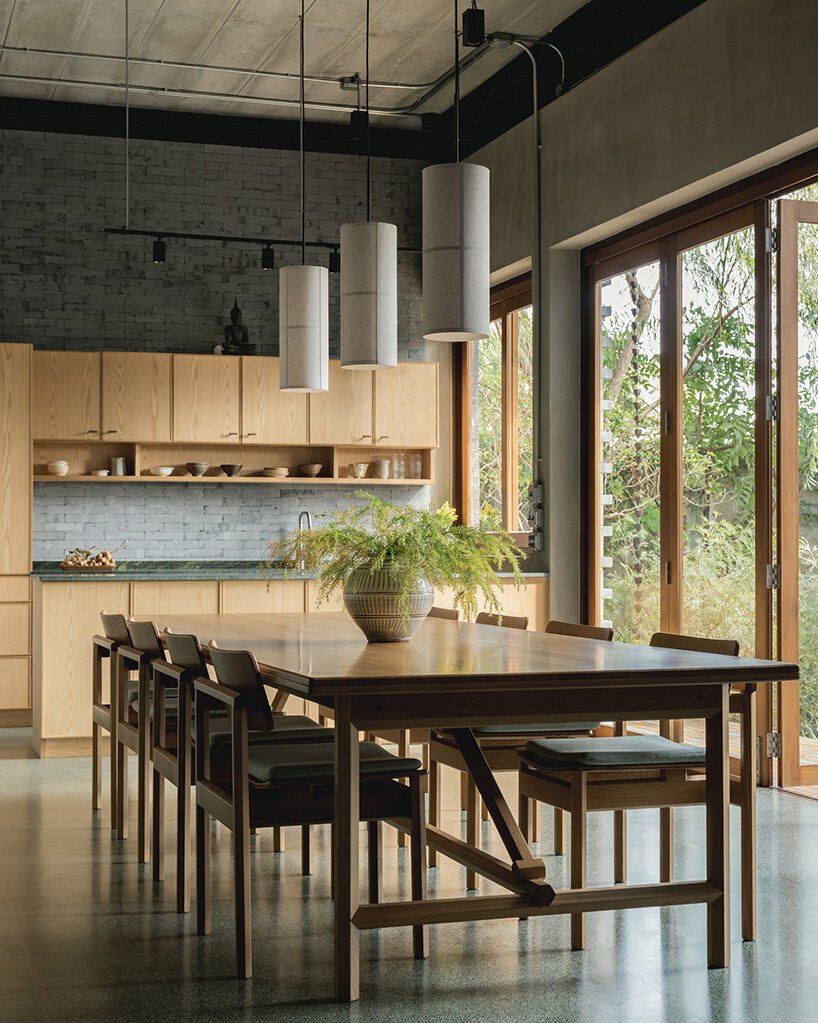 Çin Manzarası ve Modern Tasarımın Buluştuğu Bangkok Evi: H168