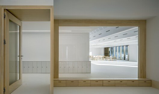C+S Architects: Okullar, Toplumun Can Damarı Olan Piazza'lara Dönüşüyor