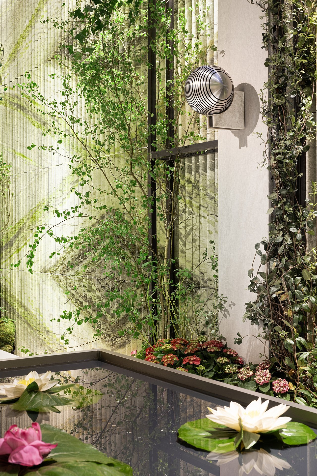 B&O ve Antolini Milano'da: Taş, Ses ve Doğanın Sanatsal Diyaloğu