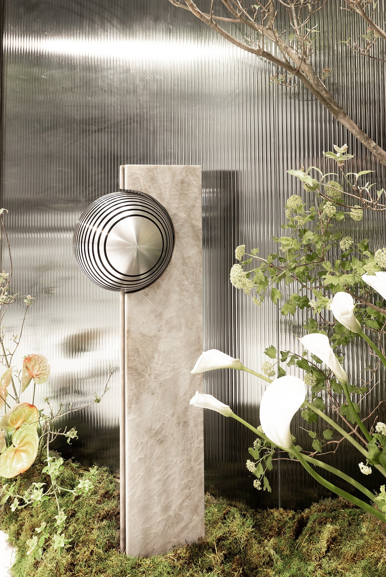 B&O ve Antolini Milano'da: Taş, Ses ve Doğanın Sanatsal Diyaloğu