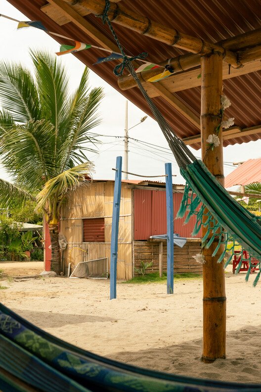 Ekvador Mimarisi: Kadim Gelenekler ve Modern Çözümlerin Dansı