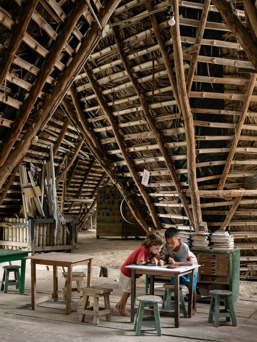 Ekvador Mimarisi: Kadim Gelenekler ve Modern Çözümlerin Dansı