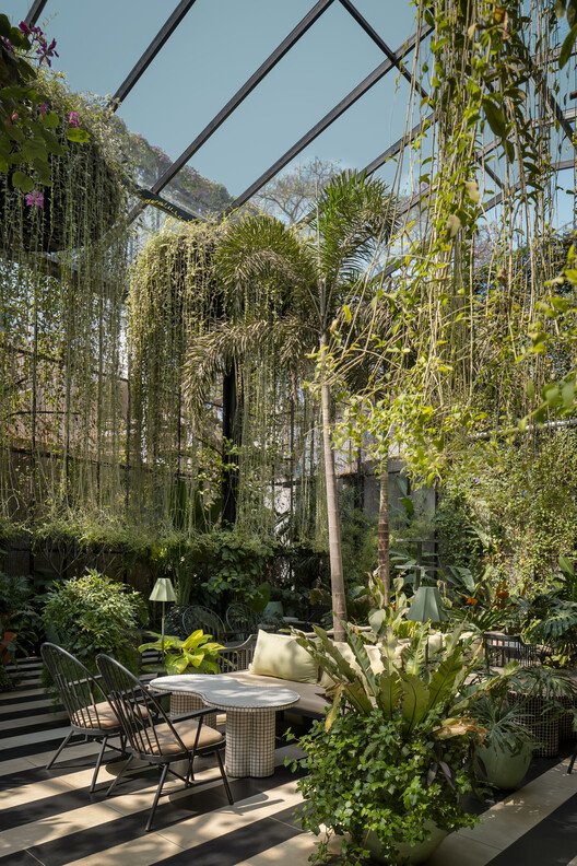 Sanayinin Kalbinde Bir Vaha: M9 Design'dan Sunrise Garden Restoran