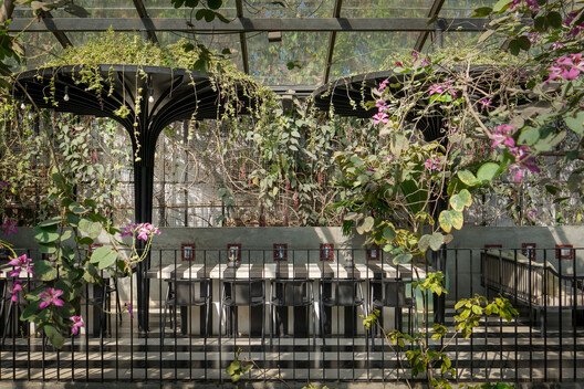 Sanayinin Kalbinde Bir Vaha: M9 Design'dan Sunrise Garden Restoran