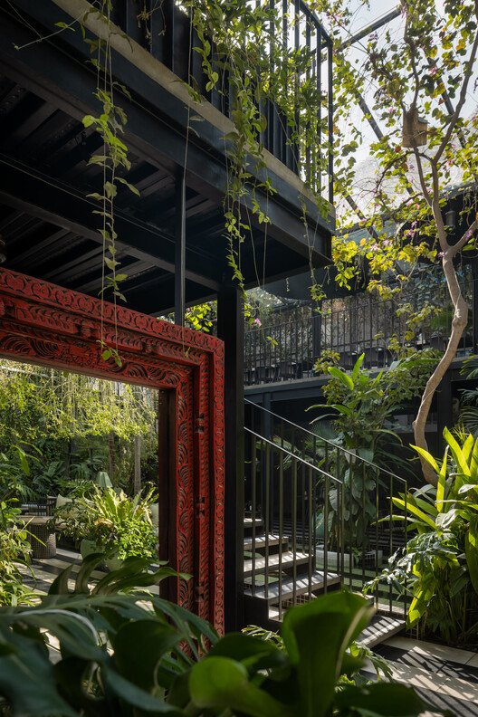 Sanayinin Kalbinde Bir Vaha: M9 Design'dan Sunrise Garden Restoran