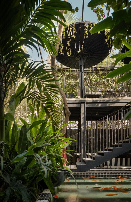 Sanayinin Kalbinde Bir Vaha: M9 Design'dan Sunrise Garden Restoran