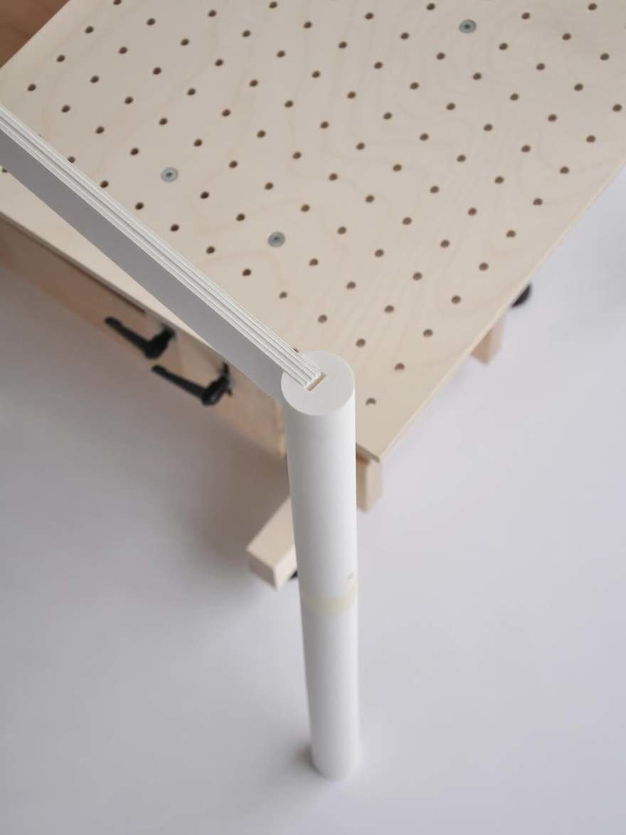 Sandalye Kalıbının Gizli Gücü: Timothée Mion'dan Tasarım Anatomisi