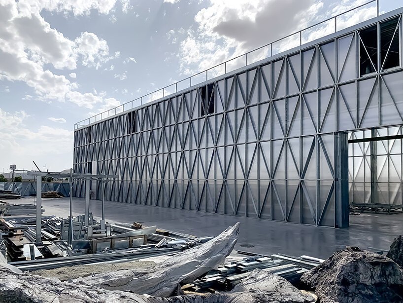 Ensamble Studio: Ham Güç, Materyal ve "İlkel Gelecekler"