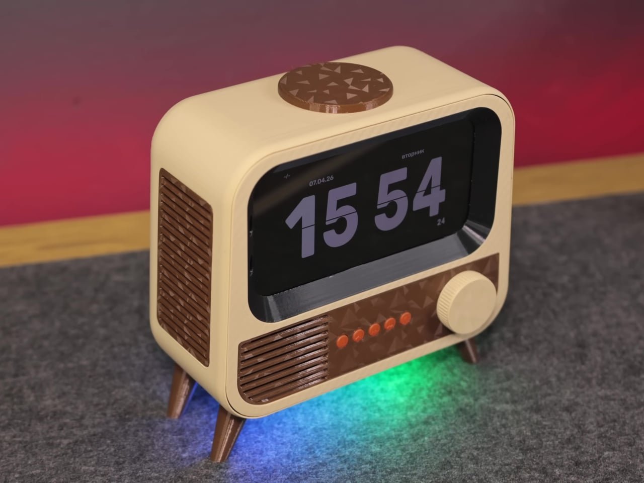 Eski Xiaomi Telefon, Retro TV Olup Gemini AI ile Akıllandı