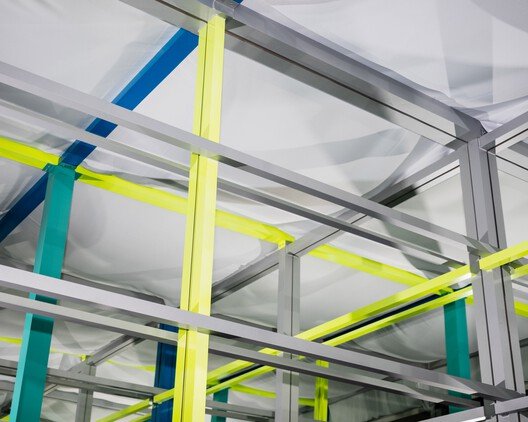 Sınırları Zorlayan Renkler: Fala'dan Bütçe Dostu Fuar Standı Devrimi