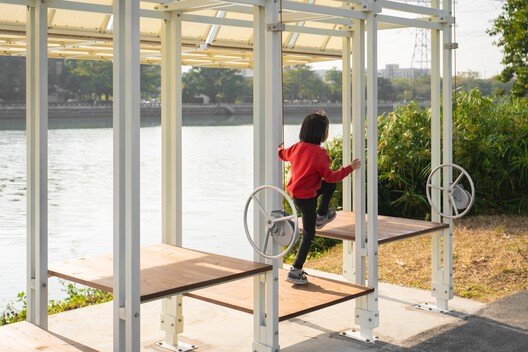 Flipmod: Subtropikal Şehirleri Serinleten Akıllı Gölge Tasarımı