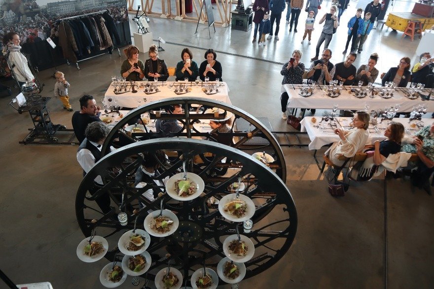 Fransa&rsquo;da Steampunk Rüyası: Mekaniklerle Lezzet Şöleni