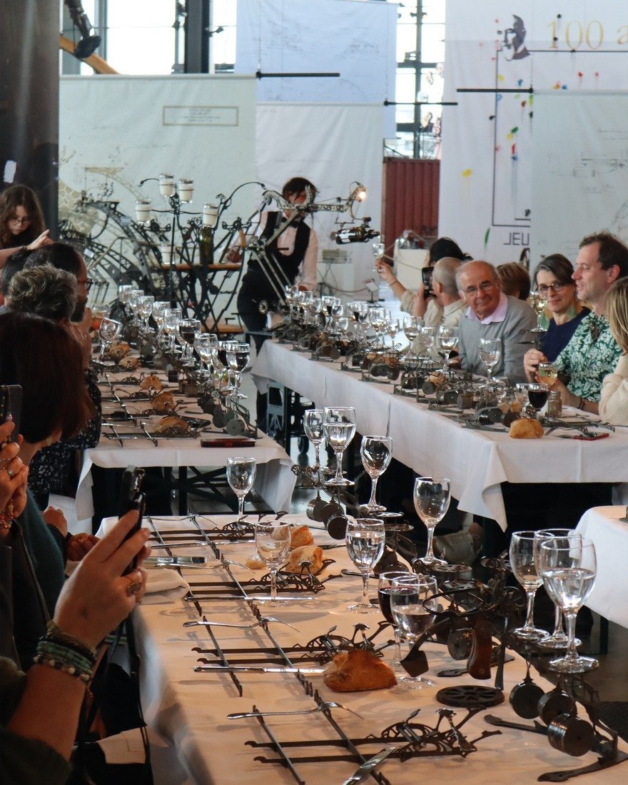 Fransa'da Steampunk Rüyası: Mekaniklerle Lezzet Şöleni