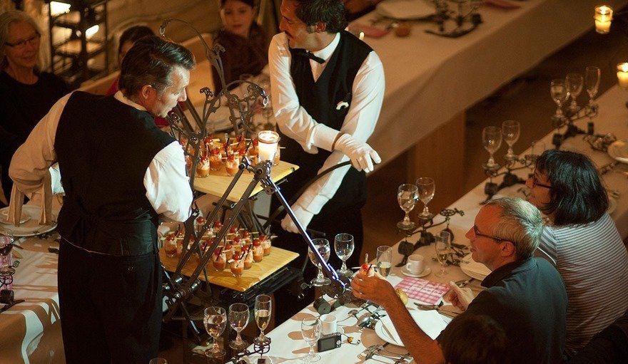 Fransa'da Steampunk Rüyası: Mekaniklerle Lezzet Şöleni