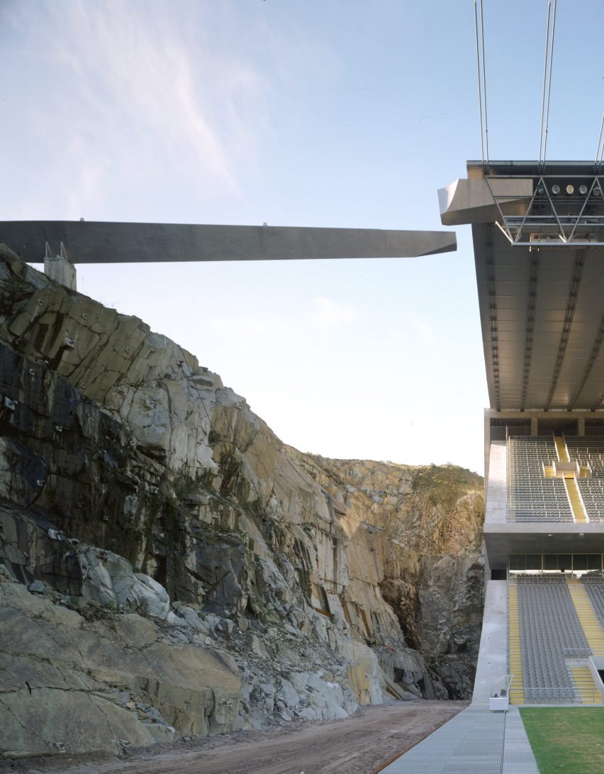 Braga Stadyumu: Futboldan Anlamayan Mimarın Deha Dokunuşu