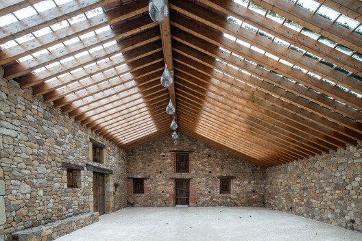 Çini Gökyüzü Pavyonu: Geleneksel Dokunuşla Modern Bir Işık Şöleni