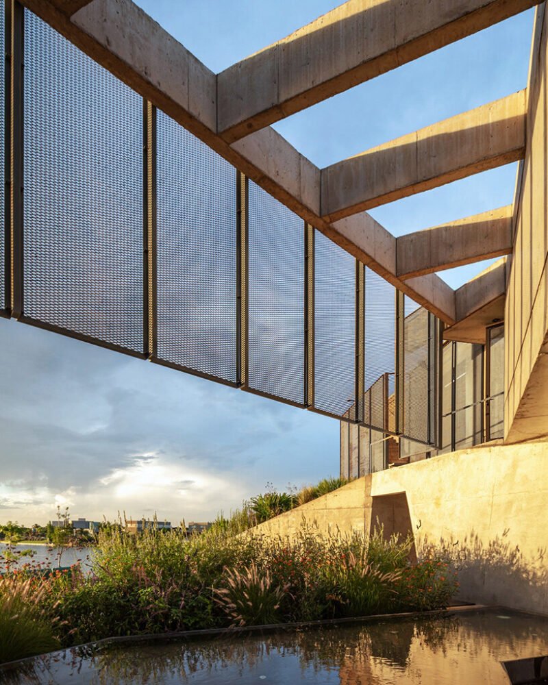 Grizzo Studio'dan Casa Lomadas: Arjantin'de Betonun Zarafeti