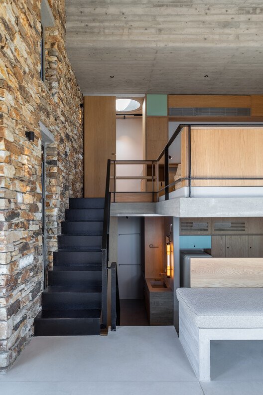 Ege'de Güneşle Dans: Paros'taki Yazlık Evin Büyüleyici Mimarisi