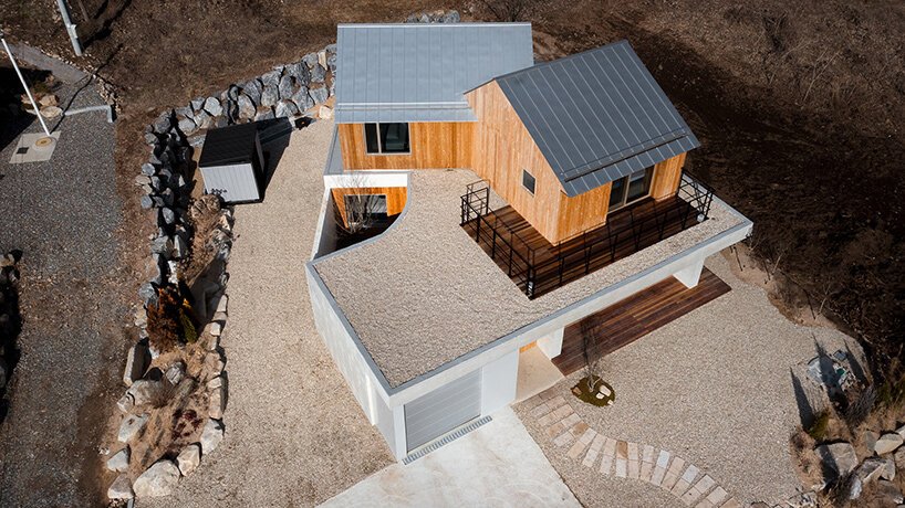 Hoengseong'da Sakin Yaşam: Ahşap Kütlelerin Doğayla Dansı