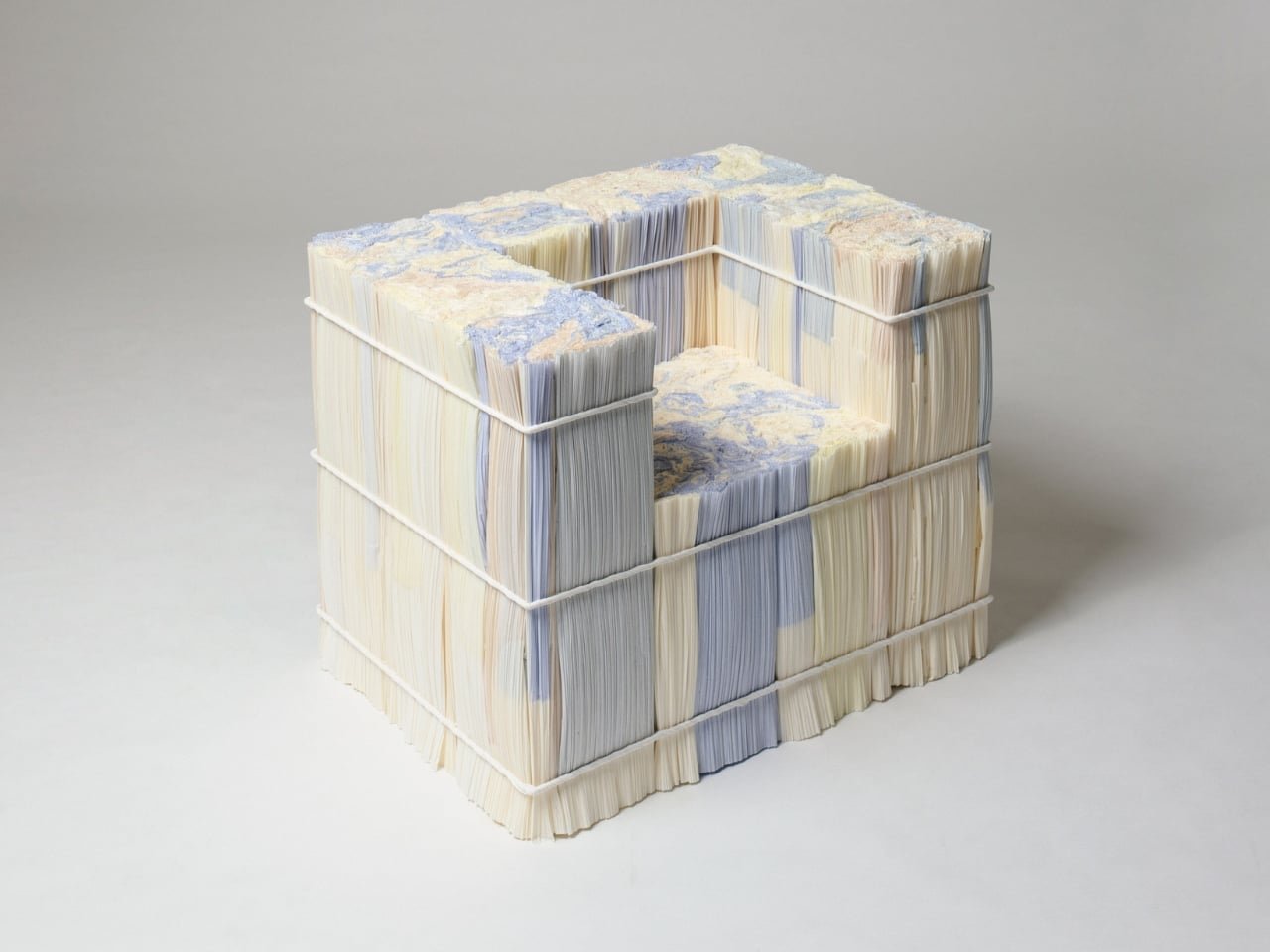 Keiji Takeuchi ve Aru'dan Estetik ve Sürdürülebilir Ahşap Kapı Kolları