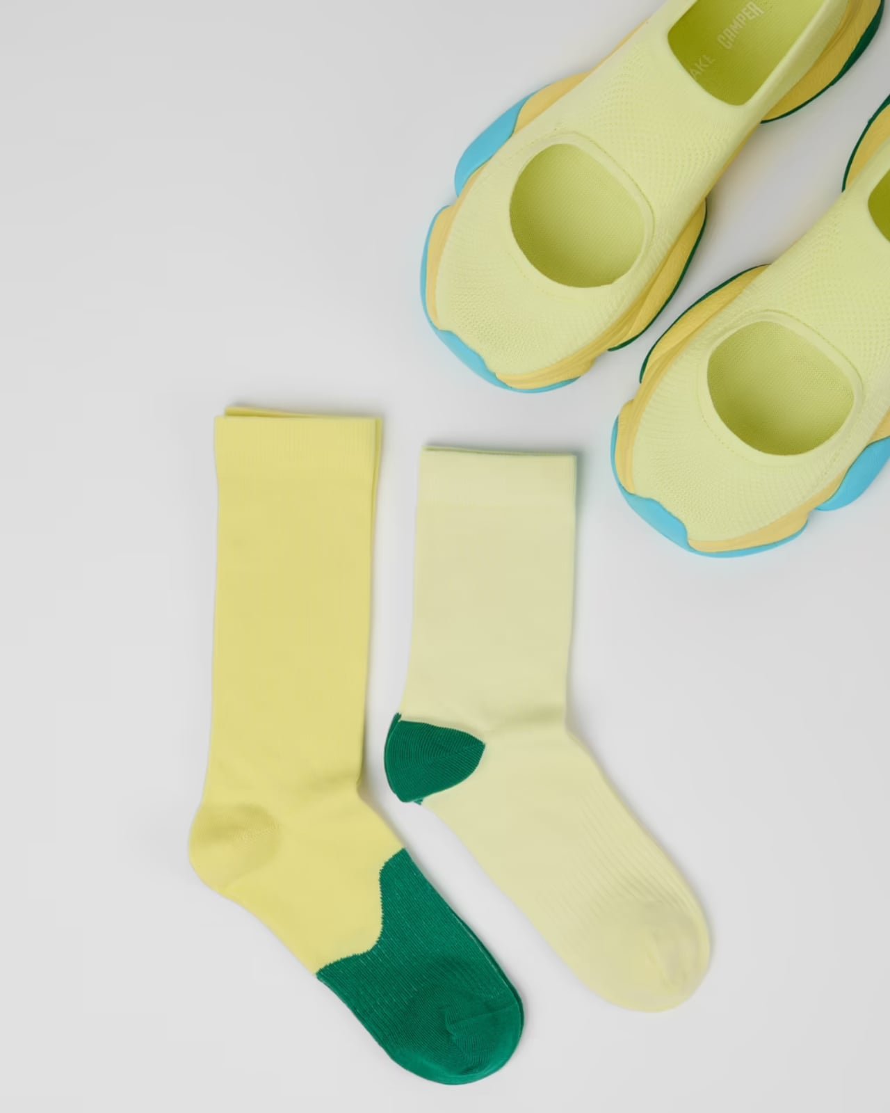 Karst Finch: Kuşların Fısıltısıyla Doğan Sneaker Estetiği