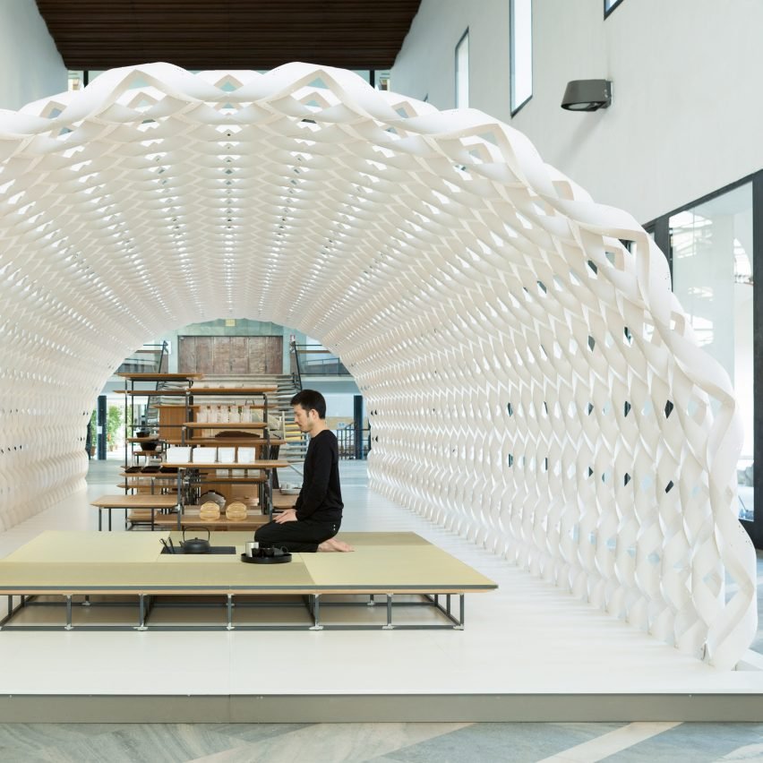 Kengo Kuma: Malzemenin Ruhu ve İnsancıl Mimarlık Vizyonu