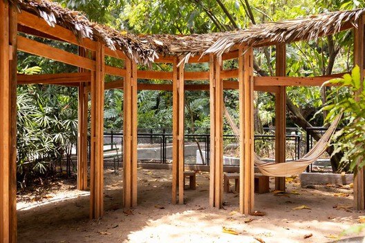 Latin Amerika'da Geçirgen Mimari: İklimle Dans Eden Yapılar