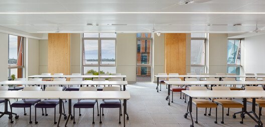 Toronto'nun Yeni Simge Yapısı: Limberlost Place ve Ahşabın Yükselişi