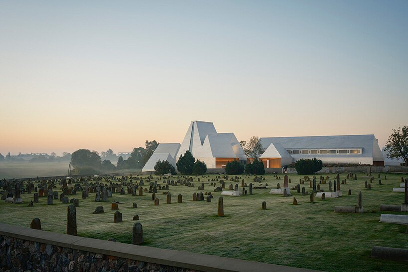 Litvanya’nın Kayıp Shtetl Yahudi Müzesi: Parıldayan Bir Anıt Köy