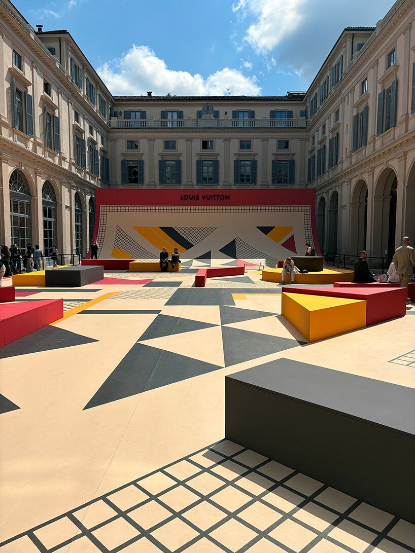 Louis Vuitton Milano: Kitap Sanatı ve Art Deco'nun Zamansız Dansı