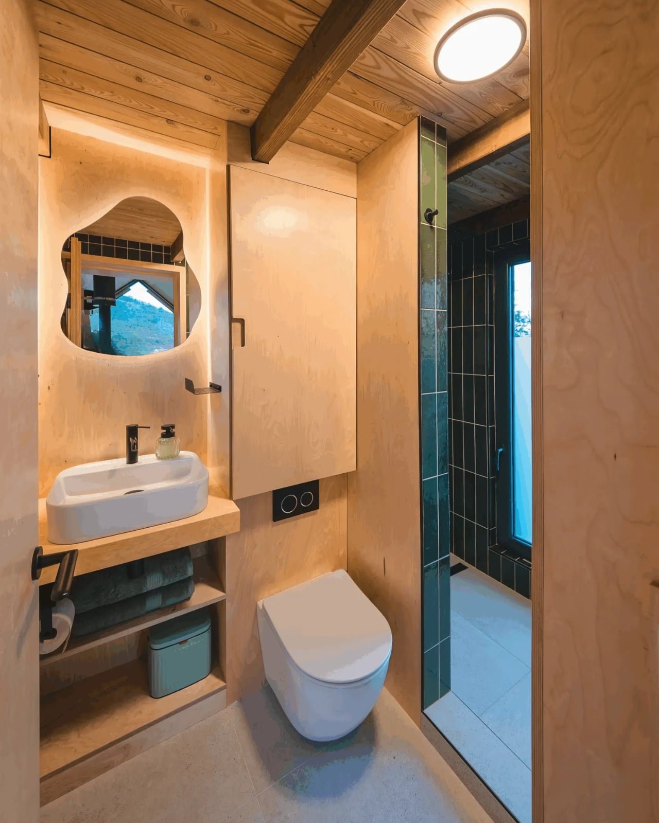 NestOff: Macaristan'da Mikro Kabinle Konaklamaya Yeni Bakış