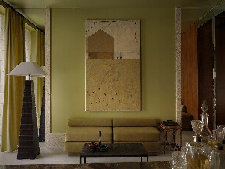 Madrid&rsquo;de Işık ve Gölge Sanatı: Teleno Studio&rsquo;dan &lsquo;Casa en Penumbra&rsquo;