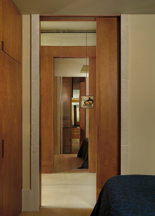 Madrid'de Işık ve Gölge Sanatı: Teleno Studio'dan 'Casa en Penumbra'