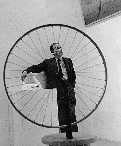 Duchamp&rsquo;ın Readymade Devrimi: Sanat ve Tasarımda Sınırları Yeniden Çizmek