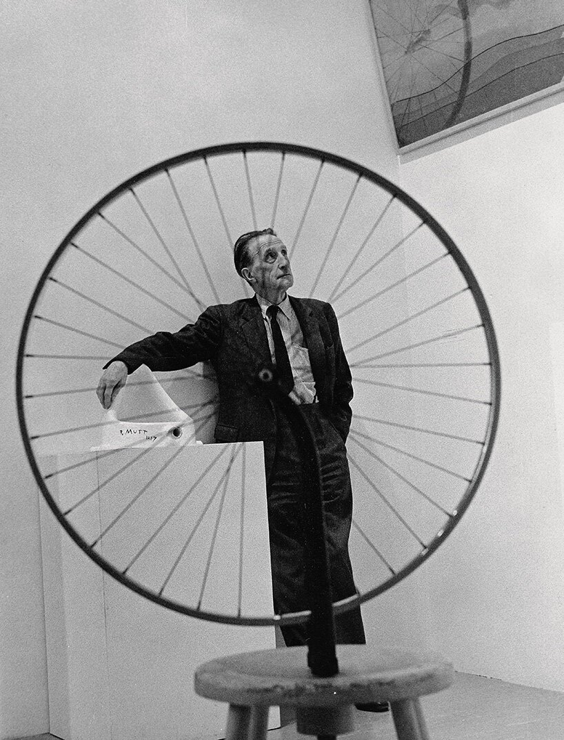 Duchamp'ın Readymade Devrimi: Sanat ve Tasarımda Sınırları Yeniden Çizmek