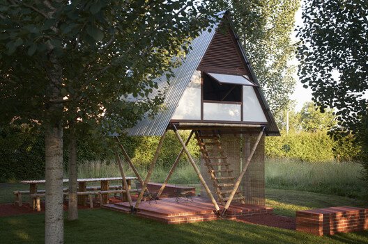 Sellerle Dans Eden Mimari: Direnmek Yerine Uyumlu Evler İnşa Etmek